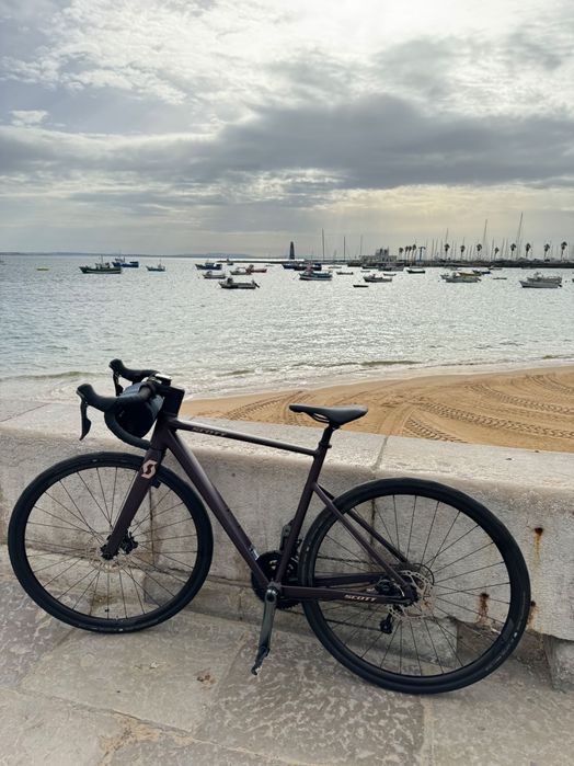 Bicicleta estrada - Scott - bem nova