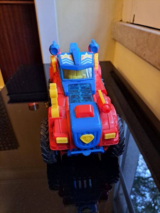 Carrinho Magicbox Toys Superzings - Monster Roller Hero Truck