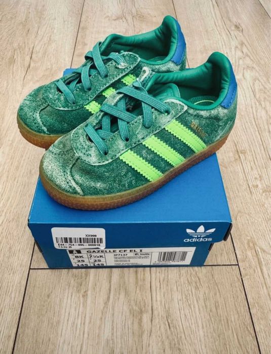 Buty Adidas Gazelle roz.25