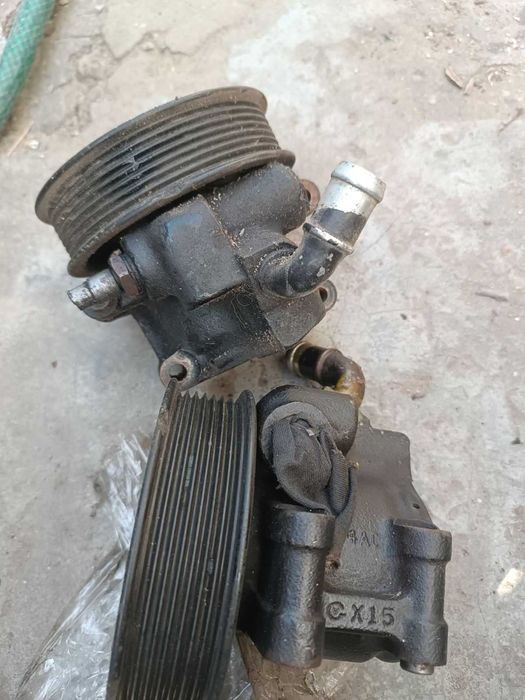 Гидроселитель руля на ФОРД FORD объемом 2,4 литра дизель