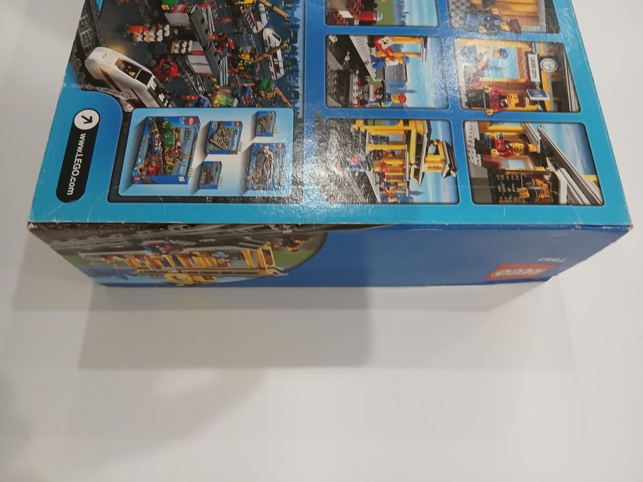 Nieotwarte Lego City 7997 Stacja Kolejowa