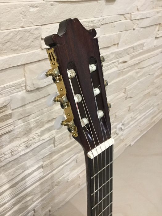Ibanez 2801.  Z 1979 roku