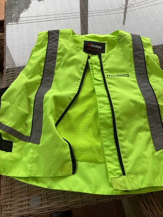 Colete fluorescente para motocicleta