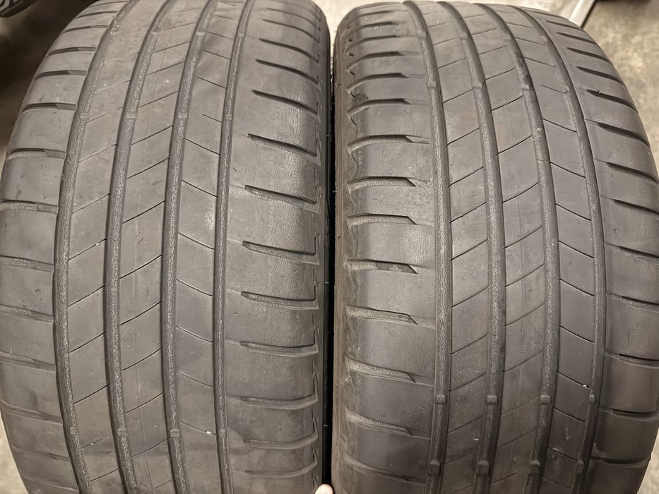 2 Pneus Bridgestone 215/45R17