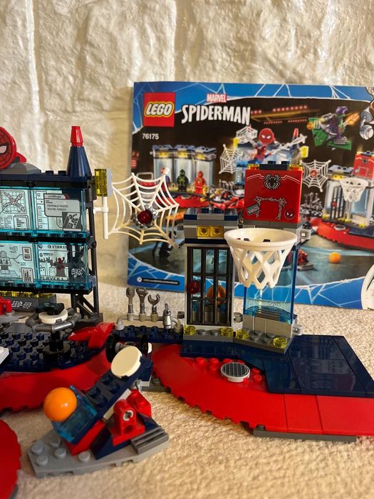 Ataque ao esconderijo de Spider-Man [Lego 76175)