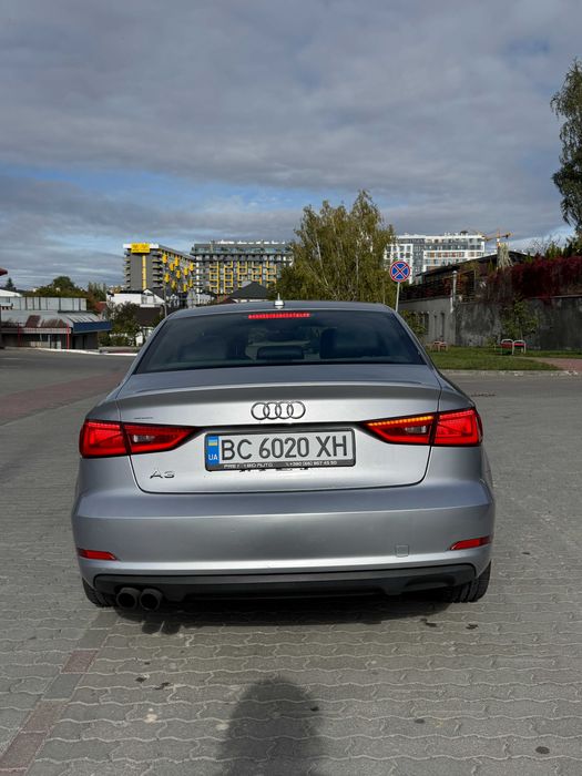 продаж авто Audi A3 2014
