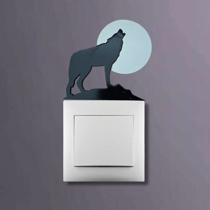 Decoração interruptor Lobo ao luar