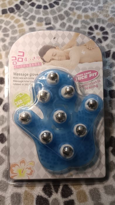 Масажна рукавиця-ролик