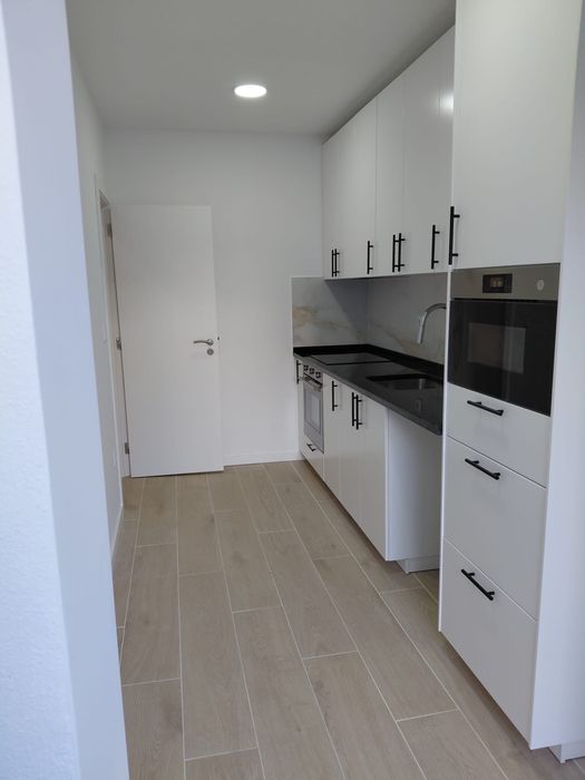 Vende-se RC T3 em Alhos Vedros com quintal