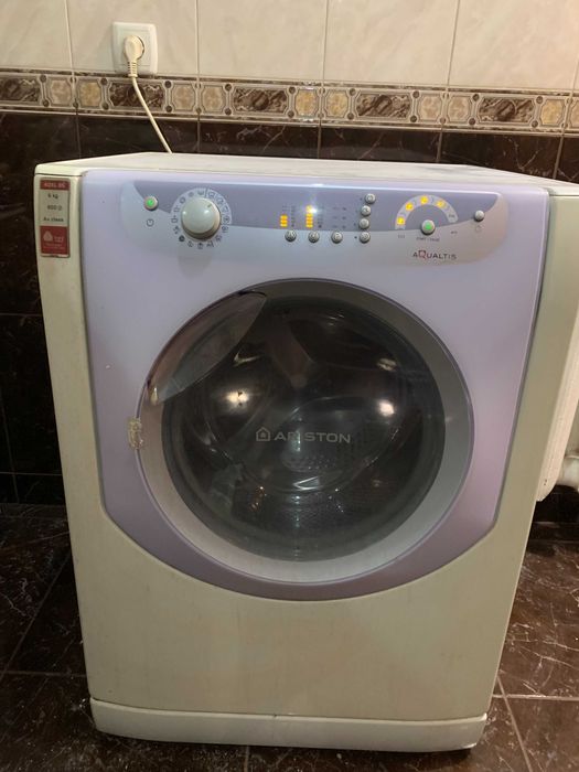 Пральна машина Ariston AQXL85