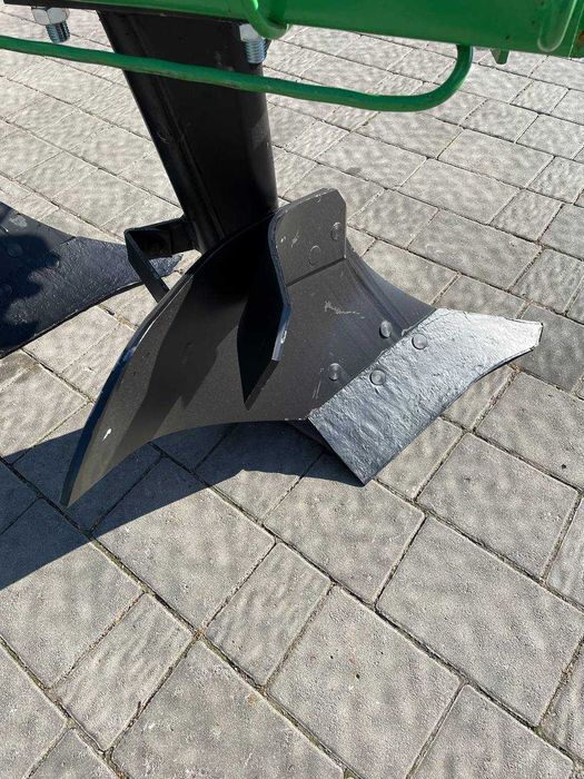 Плуг 3-25 BOMET / ПОЛЬЩА