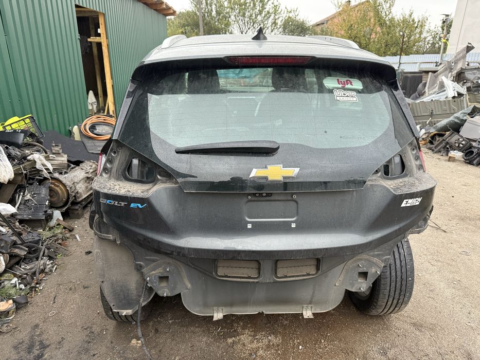 Крышка багажника CHEVROLET BOLT EV кришка ляда болт запчасти разборка