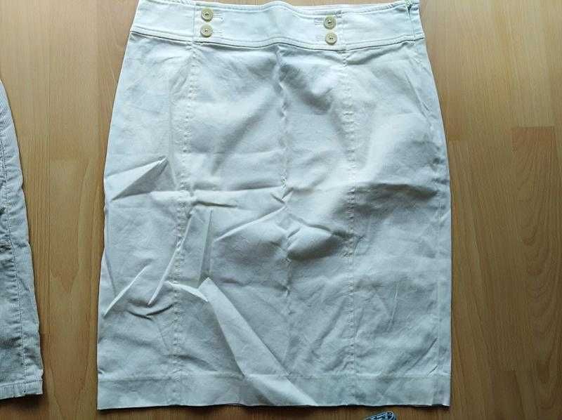 Zestaw ubrań damskich 5 sztuk dżinsowych spodnie 3/4 spódnice roz  M