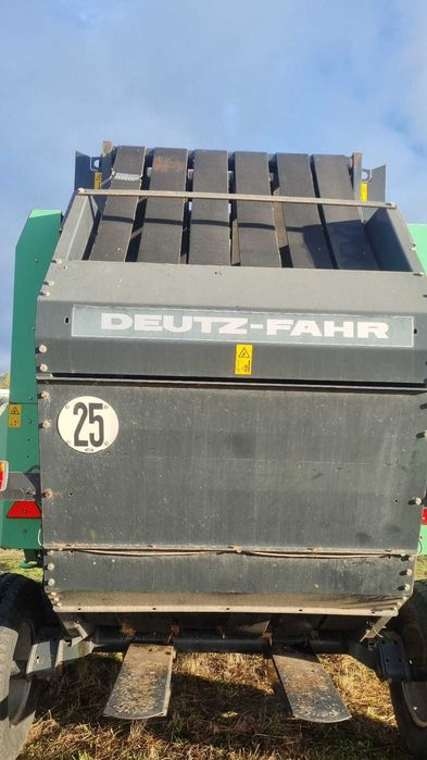 Enfardadeira Deutz Fahr