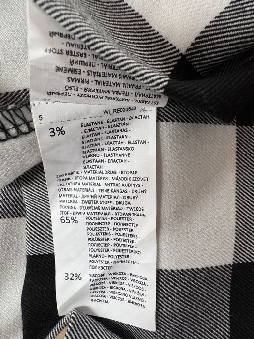 Spódnica Reserved w kratę czarno-biała z kieszeniami