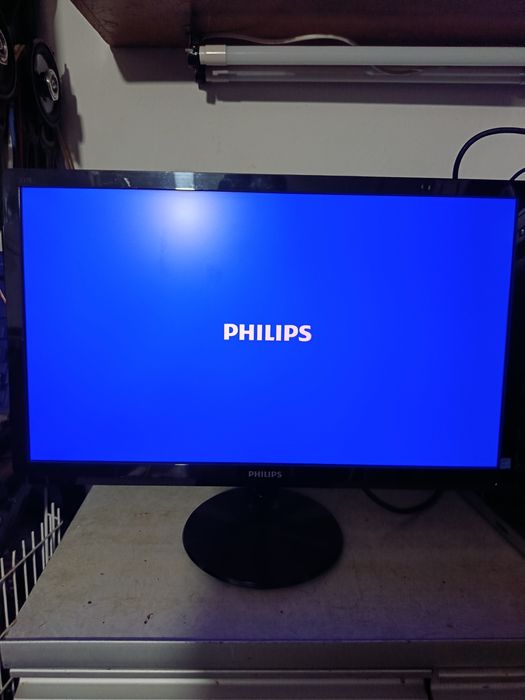 Монітор Phillips