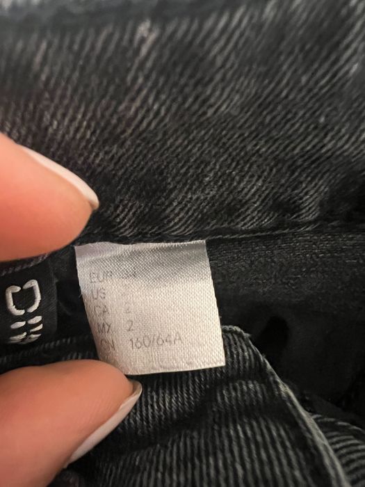 Czarne / szare spodnie / jeansy / dżinsy loose mam jeans | H&M