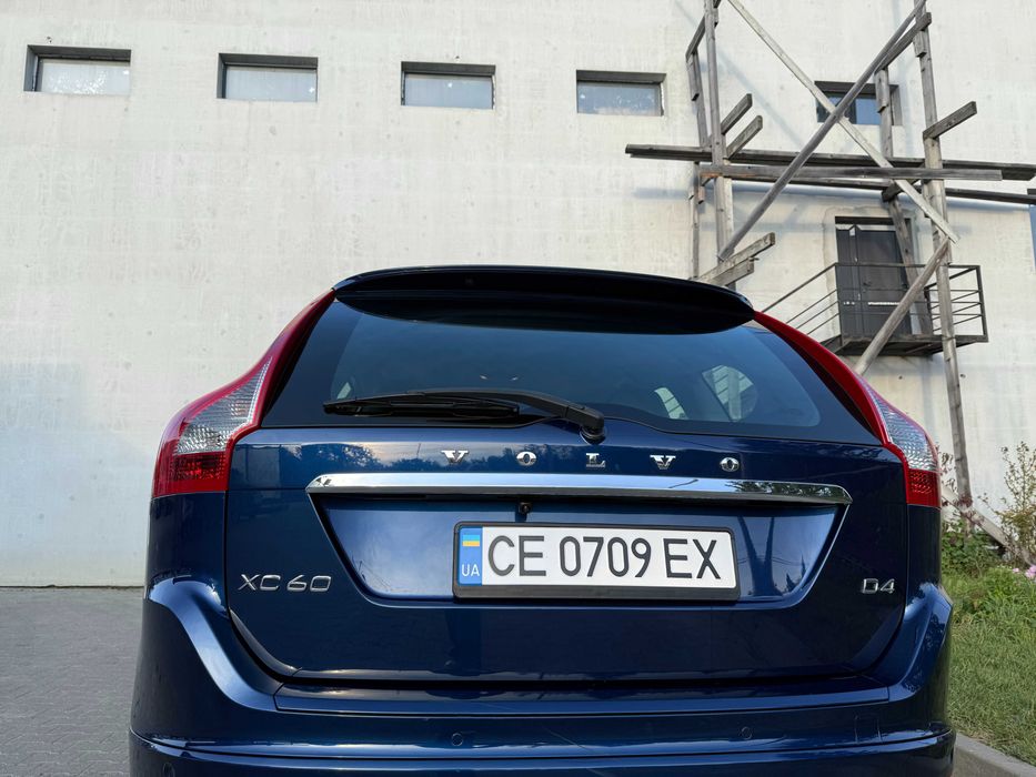 volvo xc60  2015 р   2.0  дизель