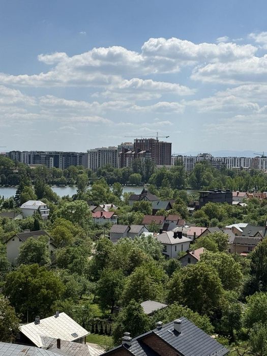 Видова 3 кімнатна квартира в ЖК Манхеттен