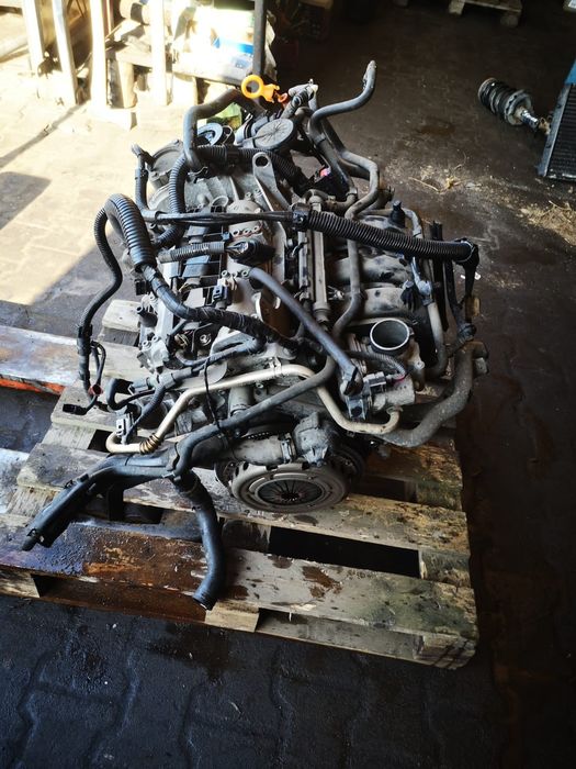 Silnik kompletny skoda fabia I Lift 1.2 12v bme