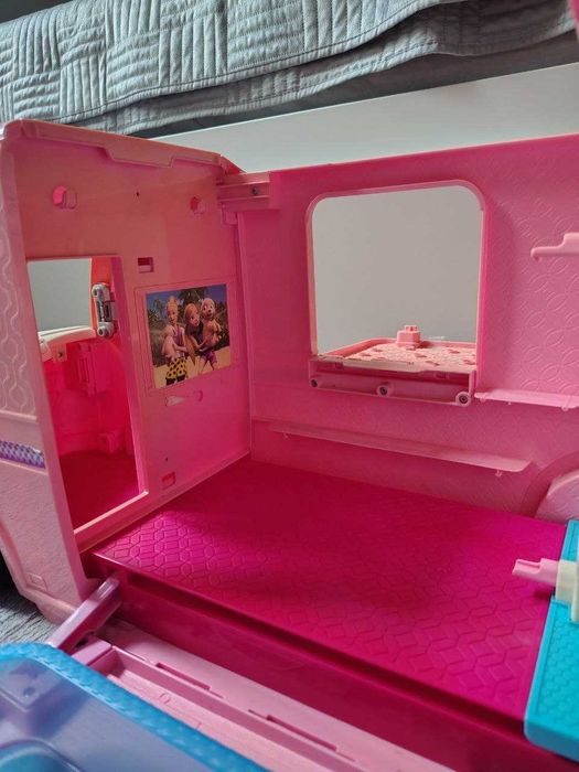 Barbie FBR34 wymarzony kamper Barbie