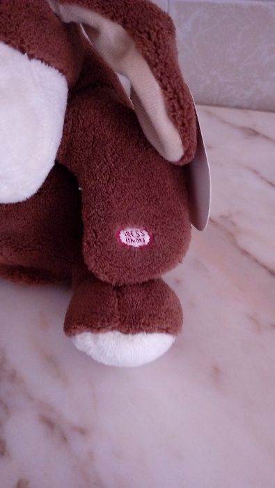 Boneco Peluche a Pilhas