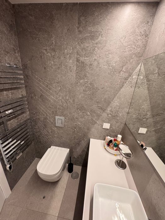 Quarto vista p/ castelo e WC privado