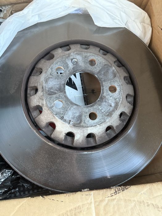 Диски оригінал Audi q7  передні wag, 375 mm, +колодки