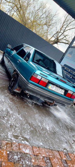 Авто на полном ходу