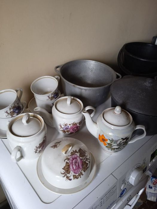 Продам посуду б/у