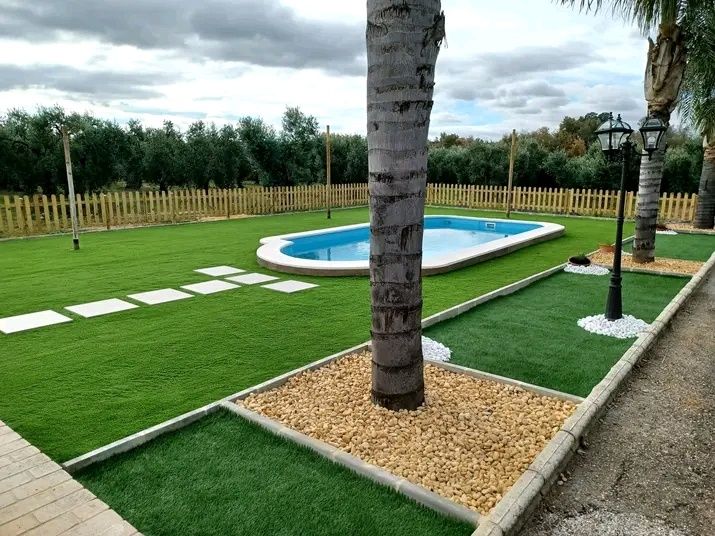 Criação de espaços verdes, relvas sintéticas e naturais,decks,piscinas