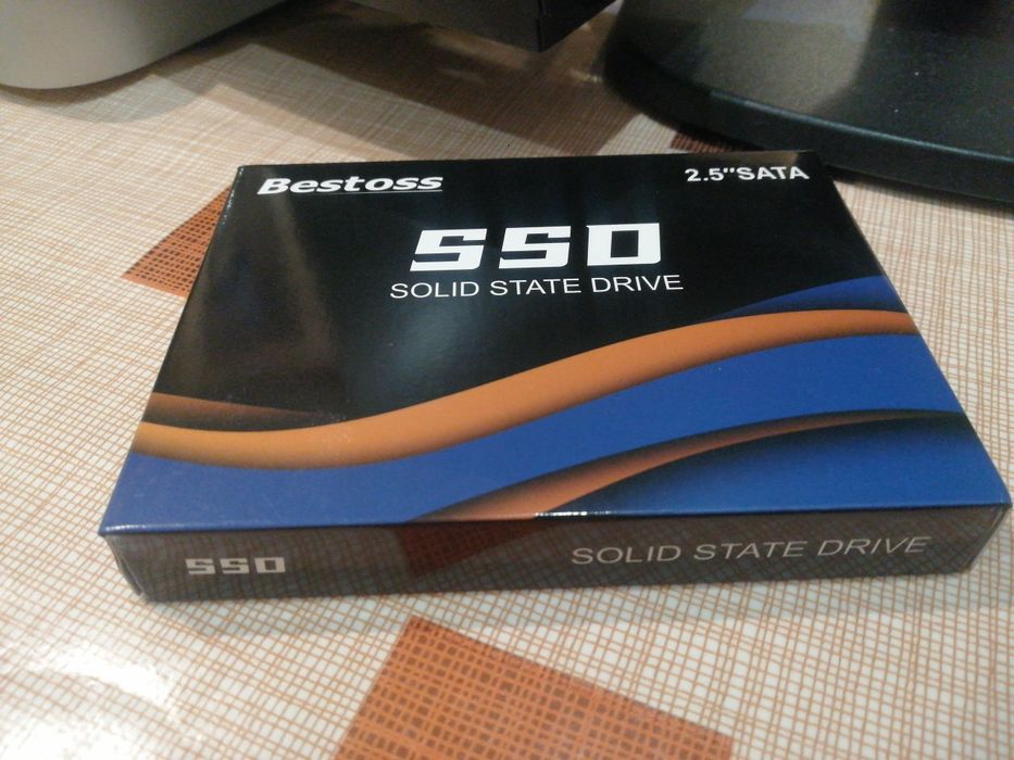 Жёсткий диск SSD 240 GB 2.5 SATA Bestoss