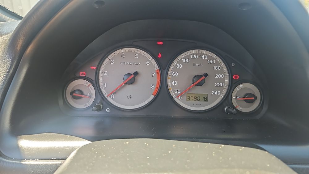 Honda civic coupe EM2