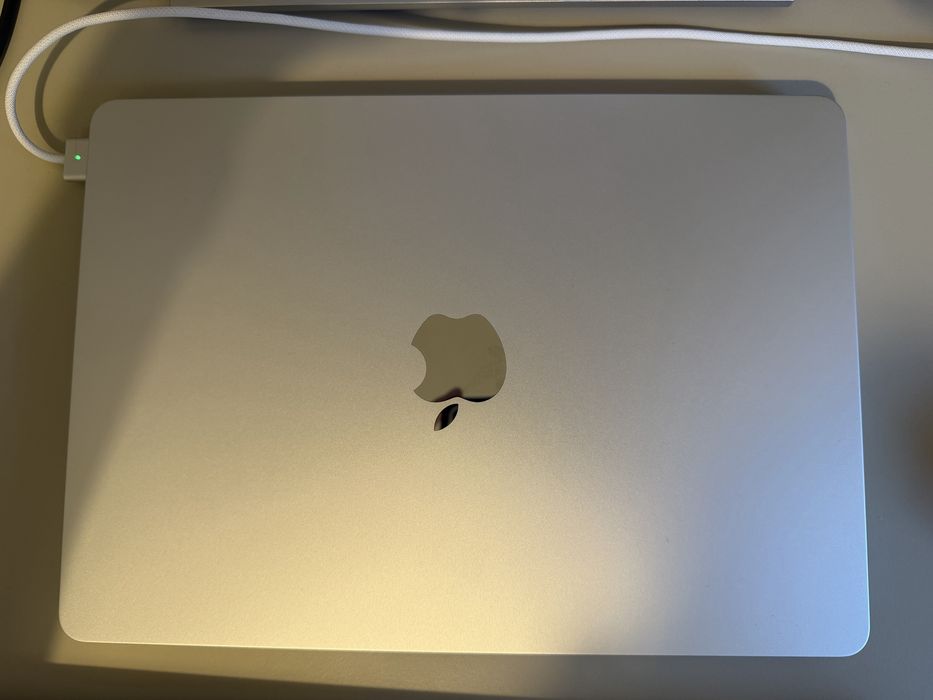 Apple MacBook Air m4 13 cali 24GB RAM 512 SSD zasilacz 70W