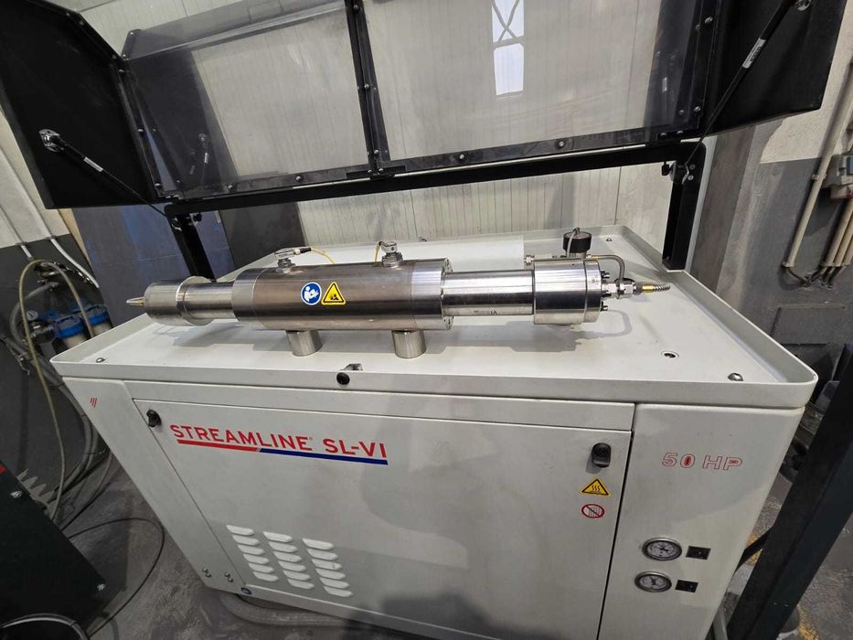 Máquina CNC Corte Jato de Água