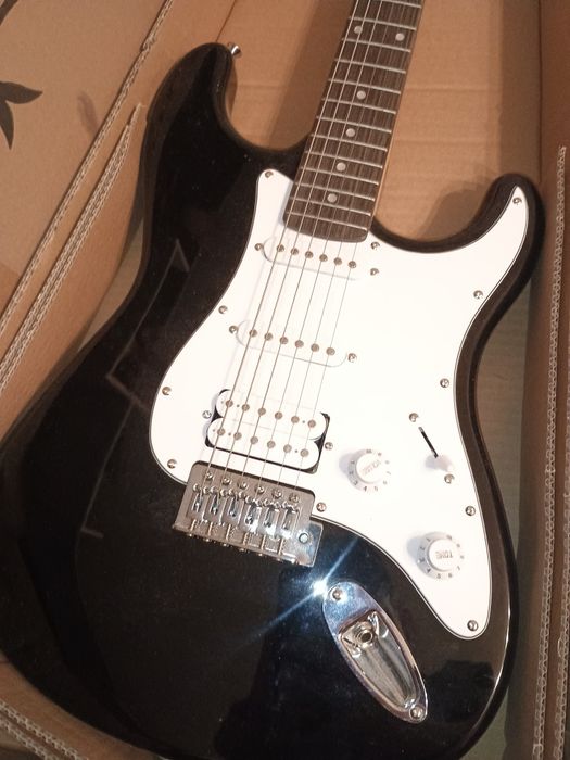 Gitara elektryczna Washburn