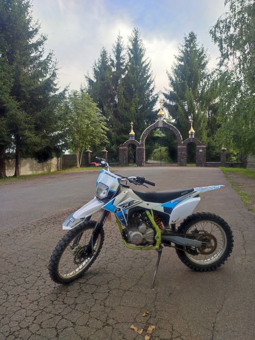Мотоцикл Bse j3g 172fmm