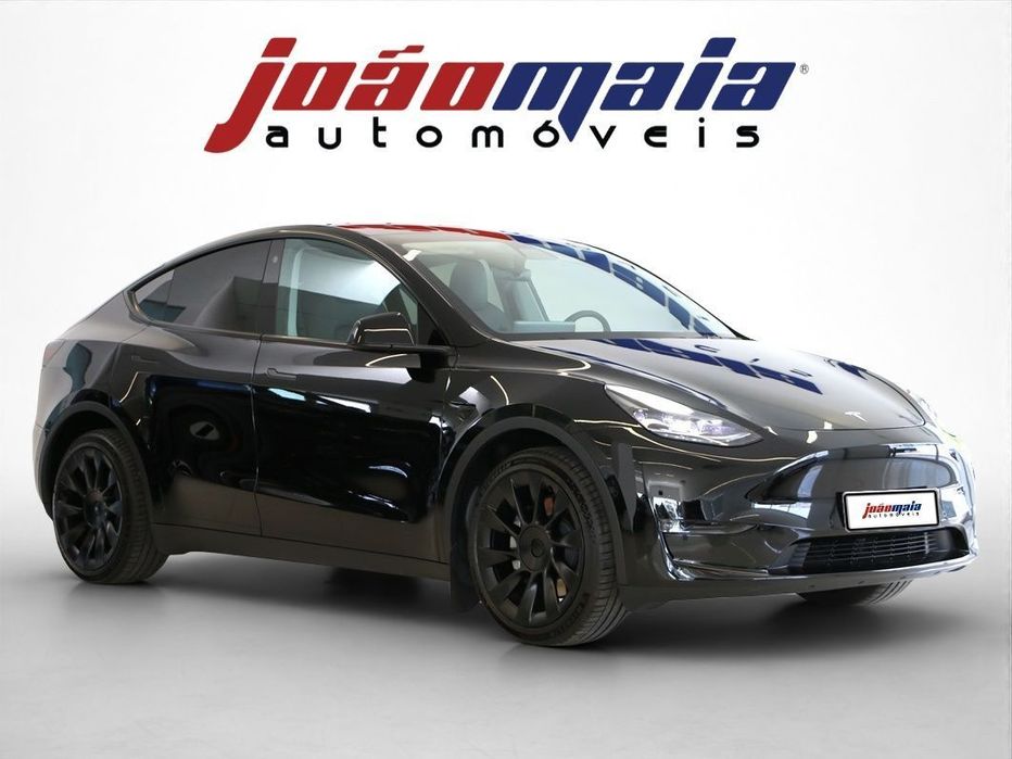 Tesla Model Y Standard