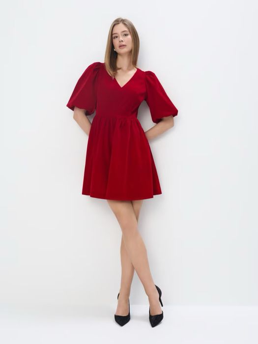 Велюрова міні-сукня Mohito червона, розмір S