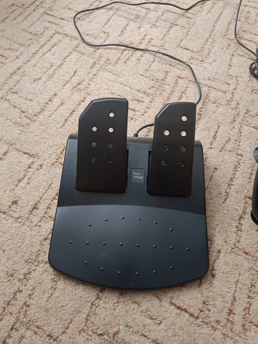 Kierownica z pedałami