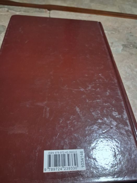 Livro título eldest