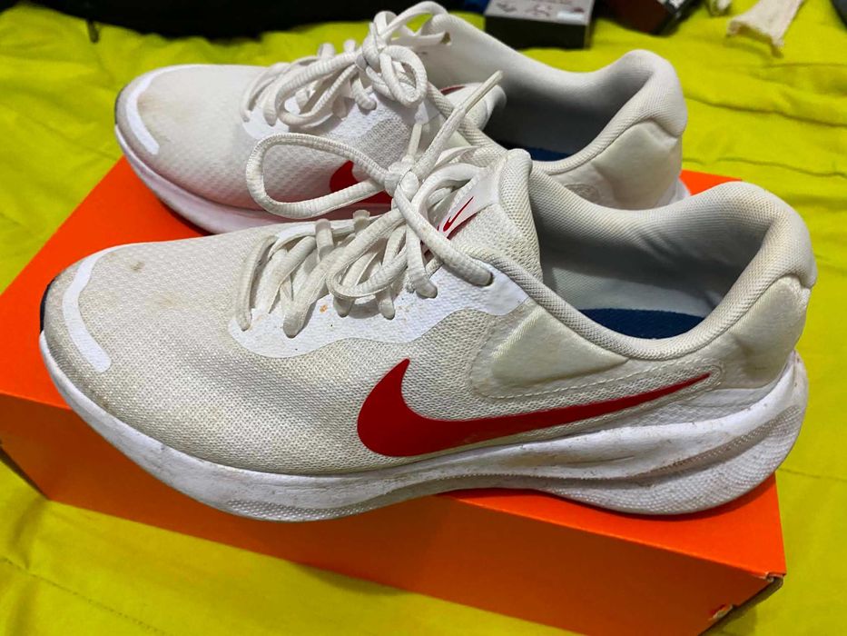 Ténis Nike Brancos