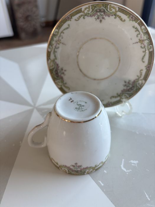 Chávena de Café Vista Alegre Antiga (1881–1921) – Marca da Cegonha