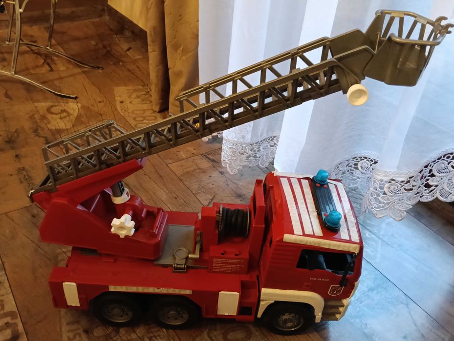 Wóz strażacki duży