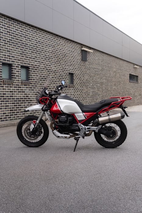 2020 Moto Guzzi  V85 TT