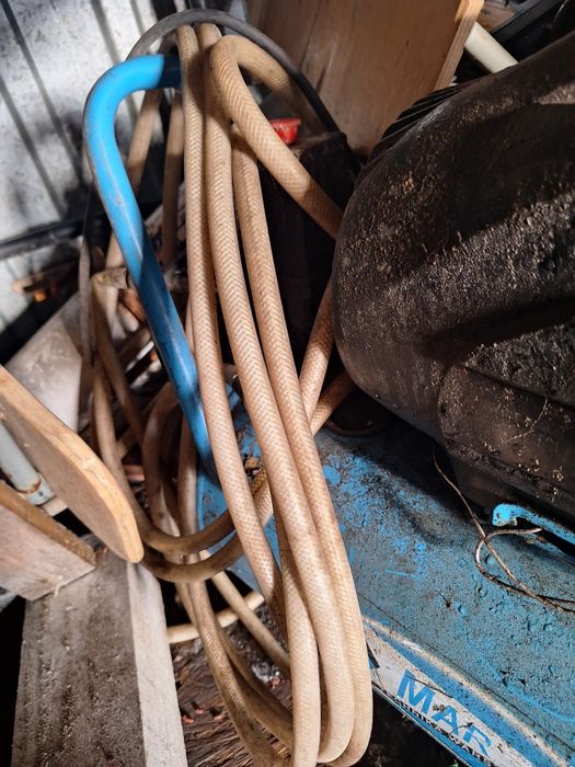 Kompresor uszkodzony na czesci