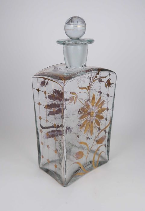 Garrafa antiga em vidro estilo D. Maria