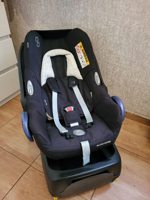 Maxi cosi cabriofix + baza family fix
