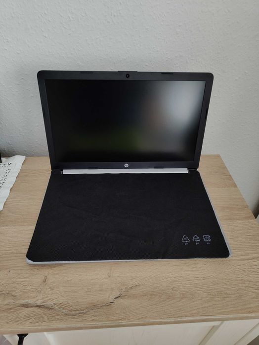 Laptop HP 255 G7