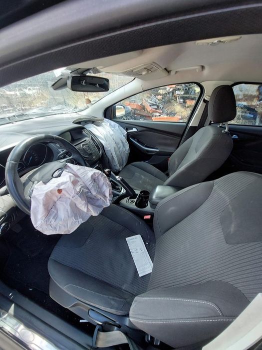 Ford  Focus Iii Mk3 Turnier 1.6 Tdci De 2012 Disponível Para Peças